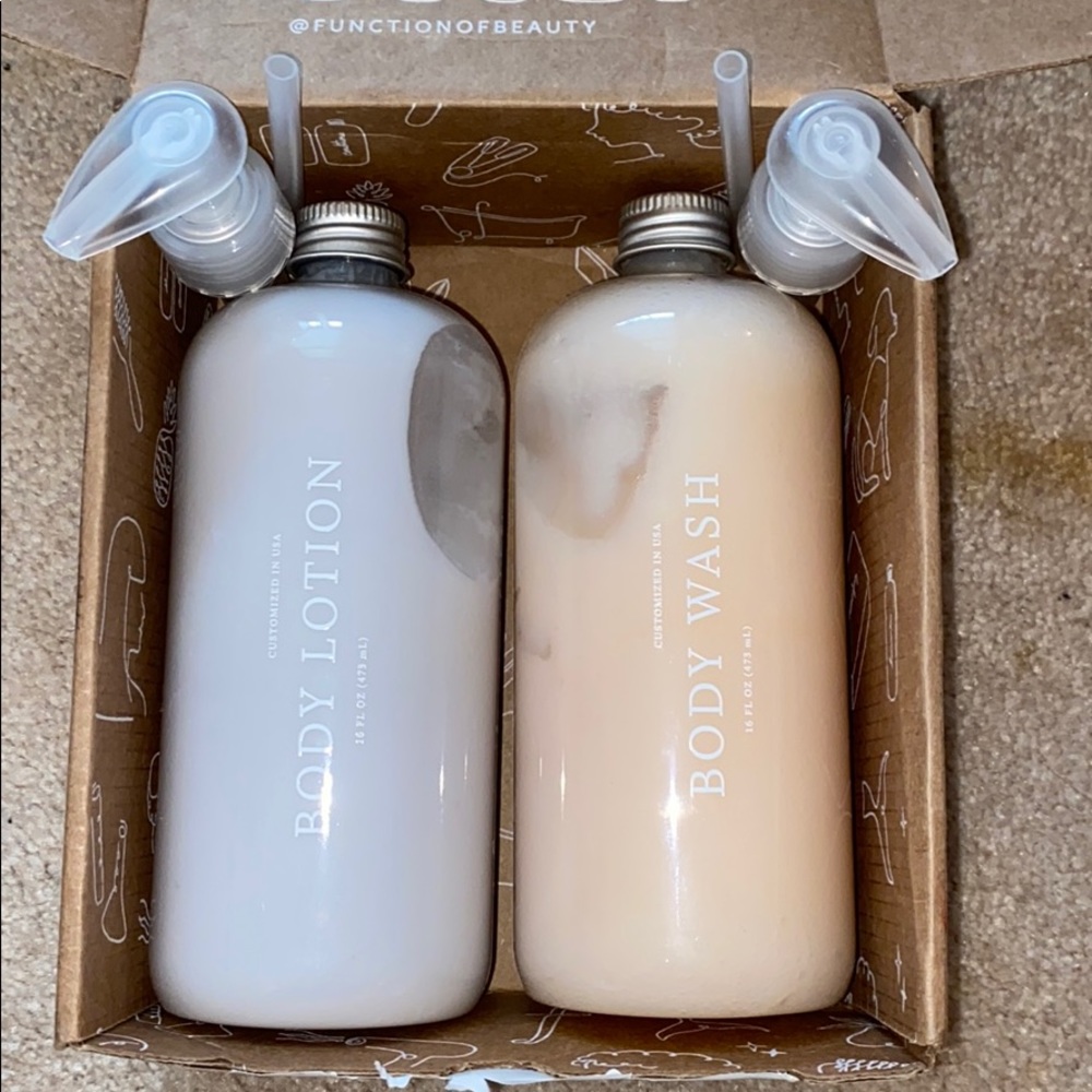 Function of Beauty body lotion and body wash